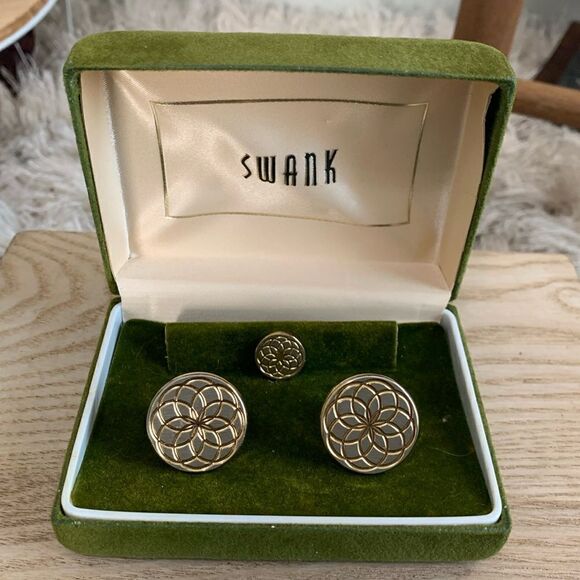 Vintage Swank Gold Tone Geometric Cuff Links & Tie Tack With Original Box - Picture 1 of 17